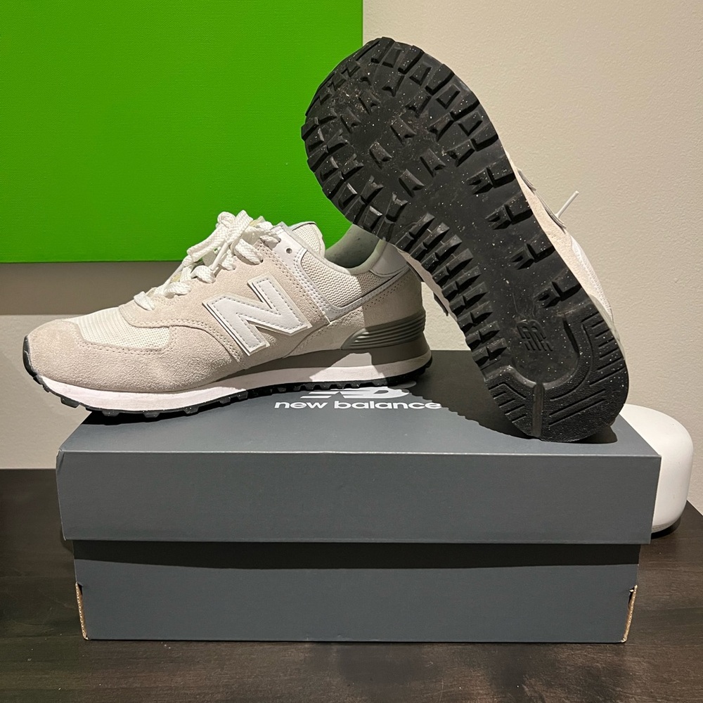 New Balance 574 Core men’s 8.5, women’s 10
